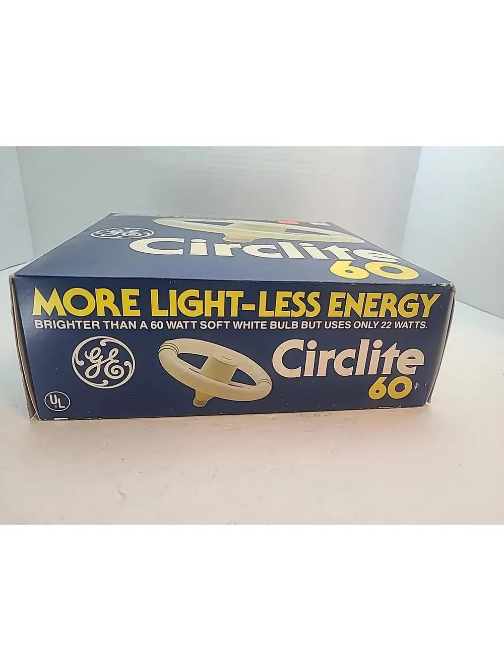 GE Circlite 60 Vintage Light Bulb. Made In USA! New Sealed In Box NOS Rare!
